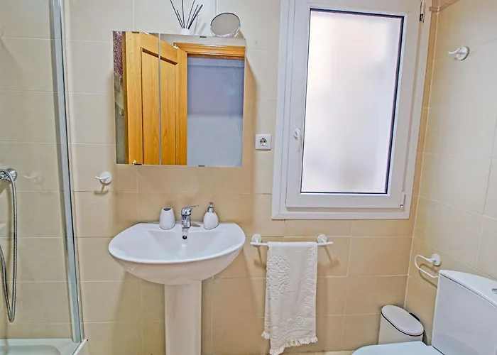 Bay-2 By Interhome * Calp